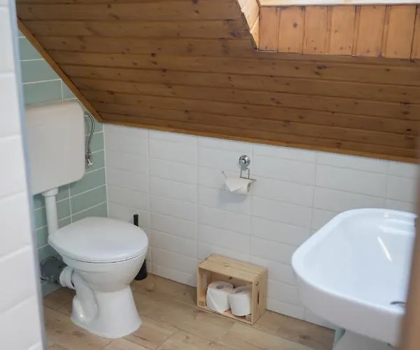 Hegyestu-laba Vendeghaz