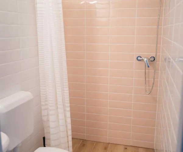 Hegyestu-laba Vendeghaz בית נופש *